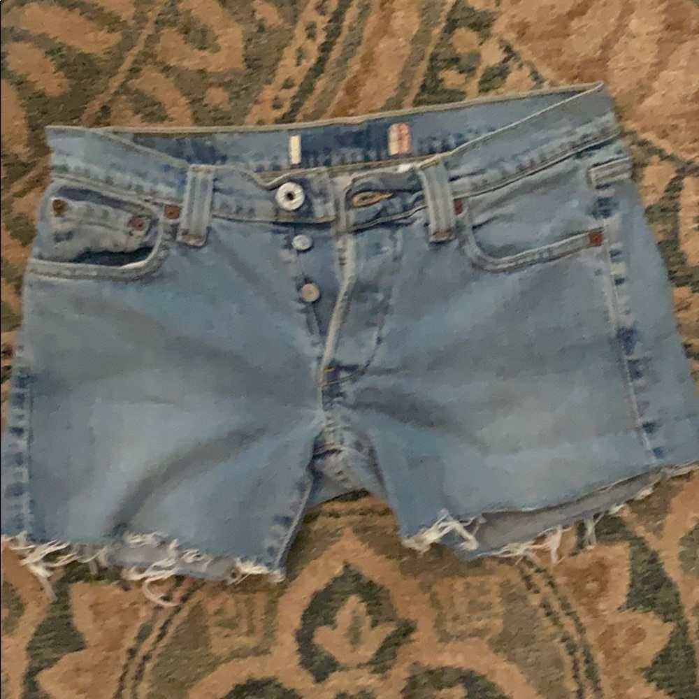 Levi cut off shorts